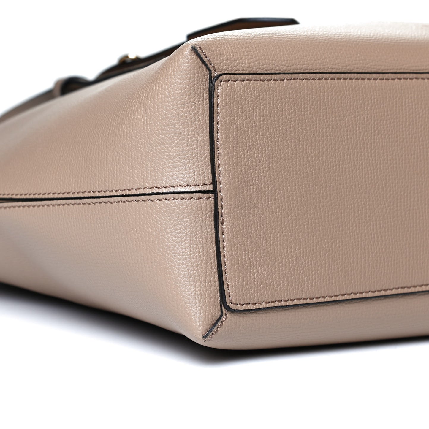 Grainy Calfskin Haymarket Check Medium Ardwell Zip Tote Camel