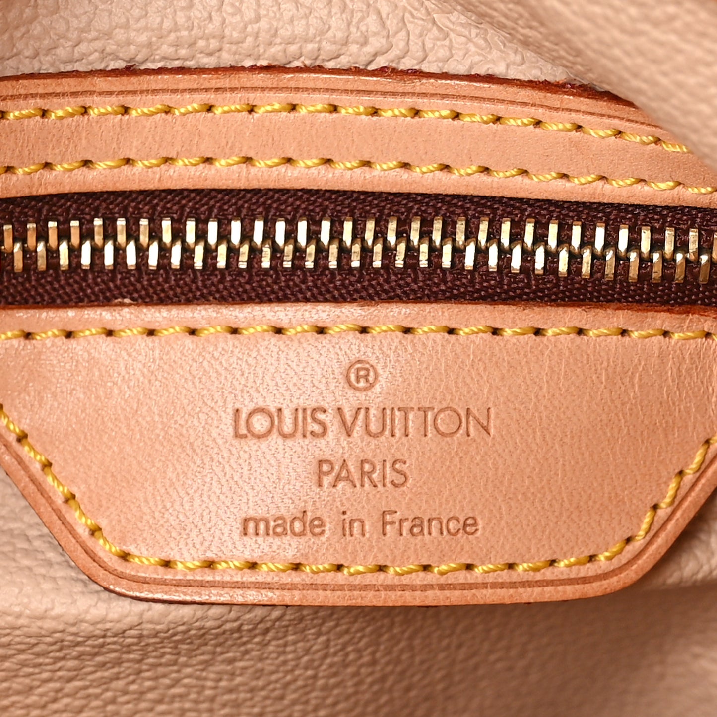 Monogram Petit Bucket 23
