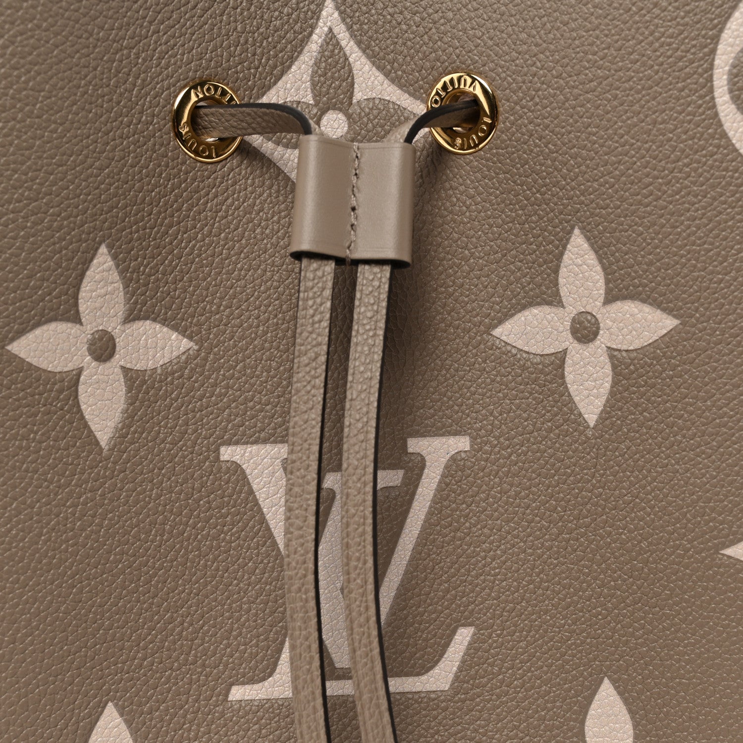 Louis Vuitton Empreinte Monogram Giant Neonoe MM Tourterelle Creme 8 of 10