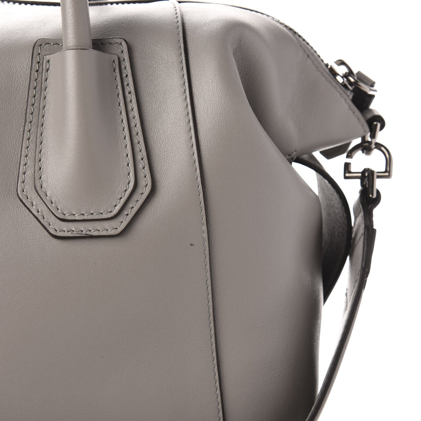 Soft Calfskin Medium Soft Antigona Pearl Grey
