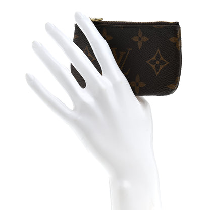 Louis Vuitton Monogram Key Pouch 2 of 7