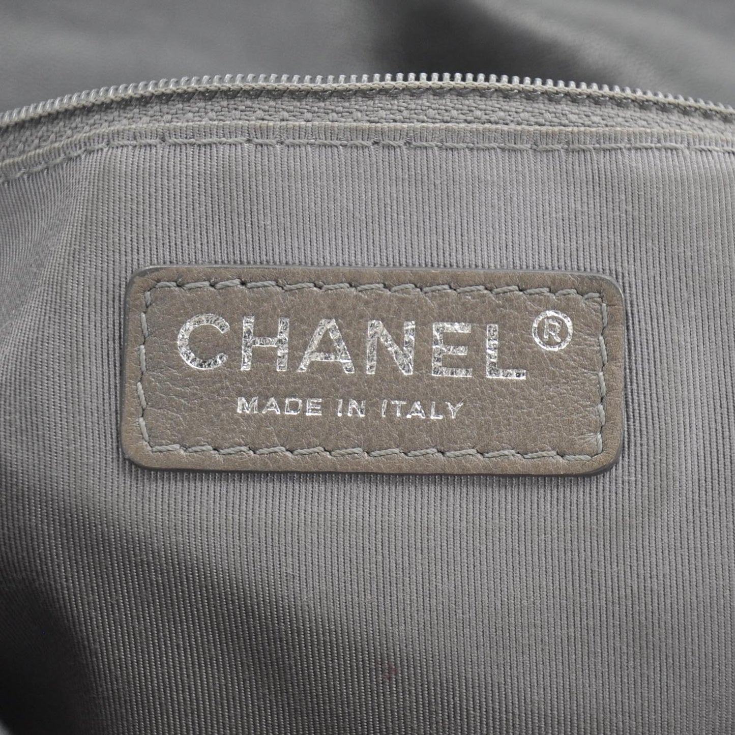Leather Quilted Medium Flap Black White