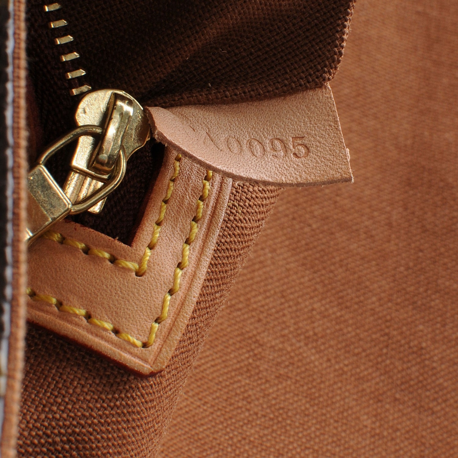 Louis Vuitton Monogram Abbesses Messenger Bag 6 of 7
