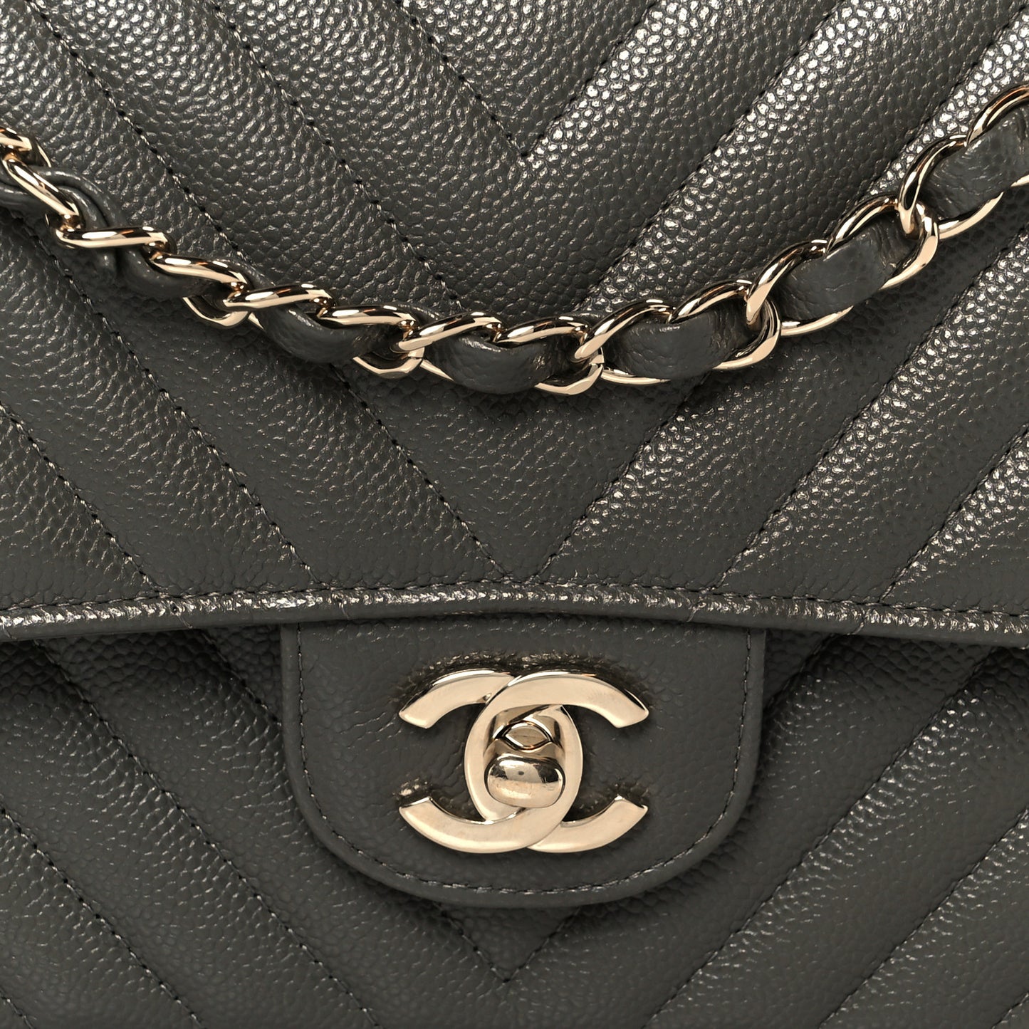 Caviar Chevron Quilted Medium Double Flap Dark Grey