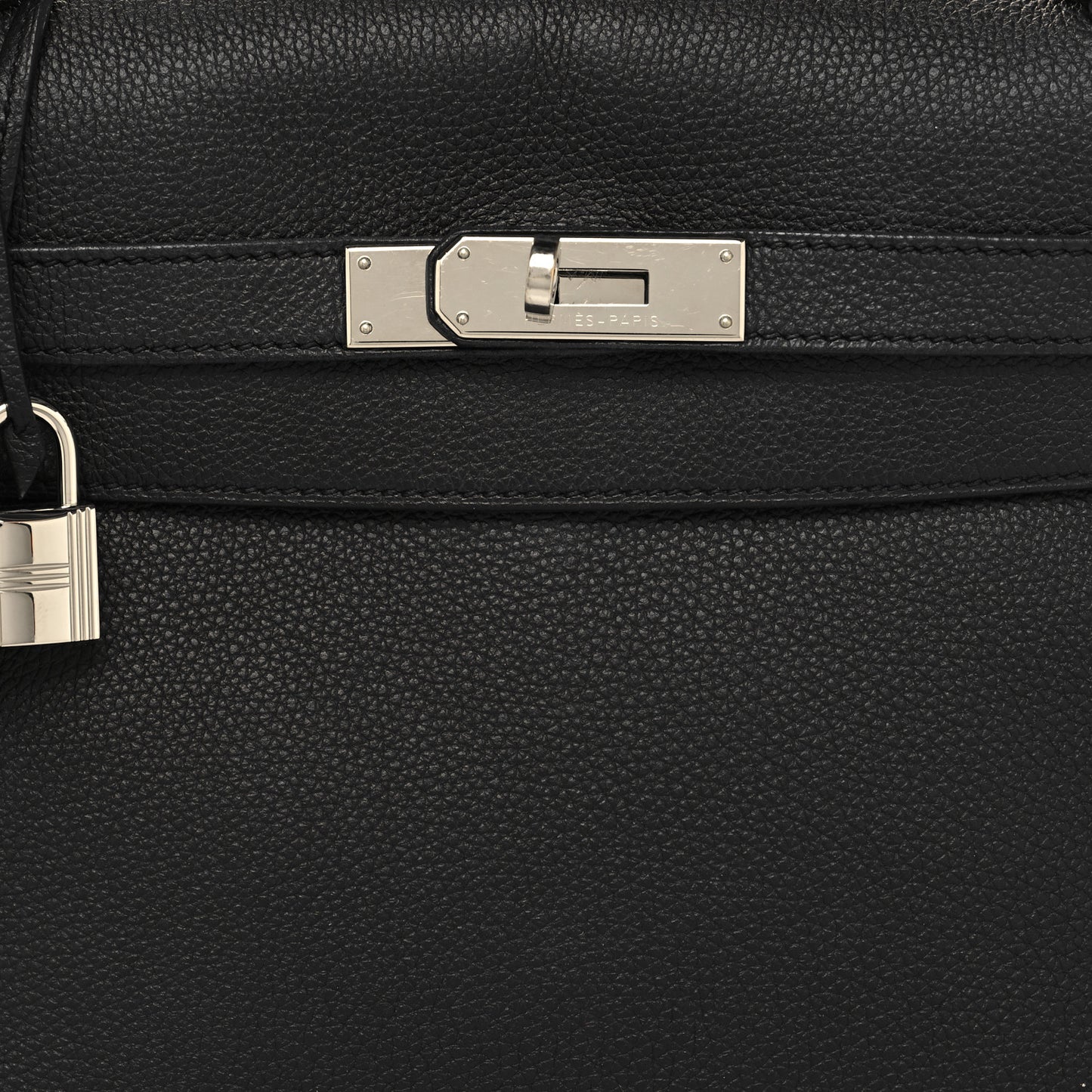 Togo Kelly Retourne 28 Black