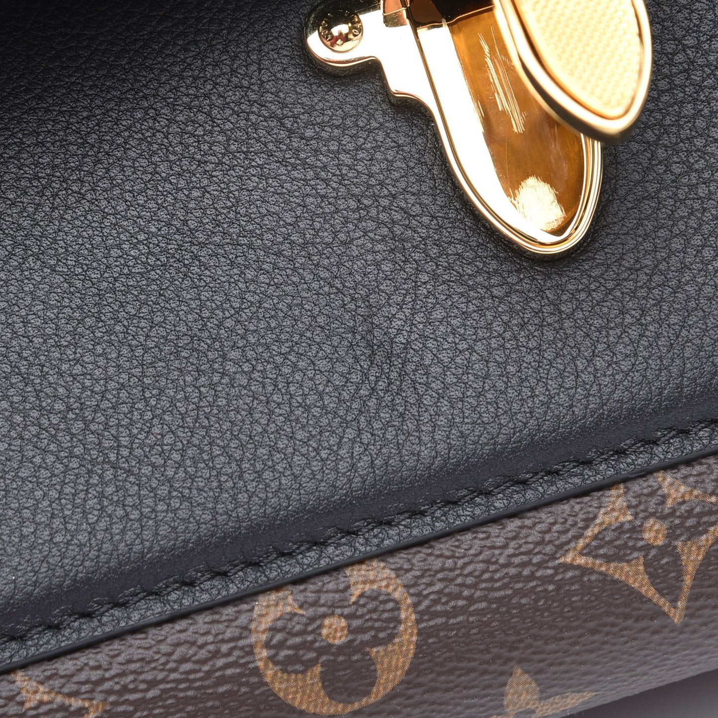 Monogram Victoire Black