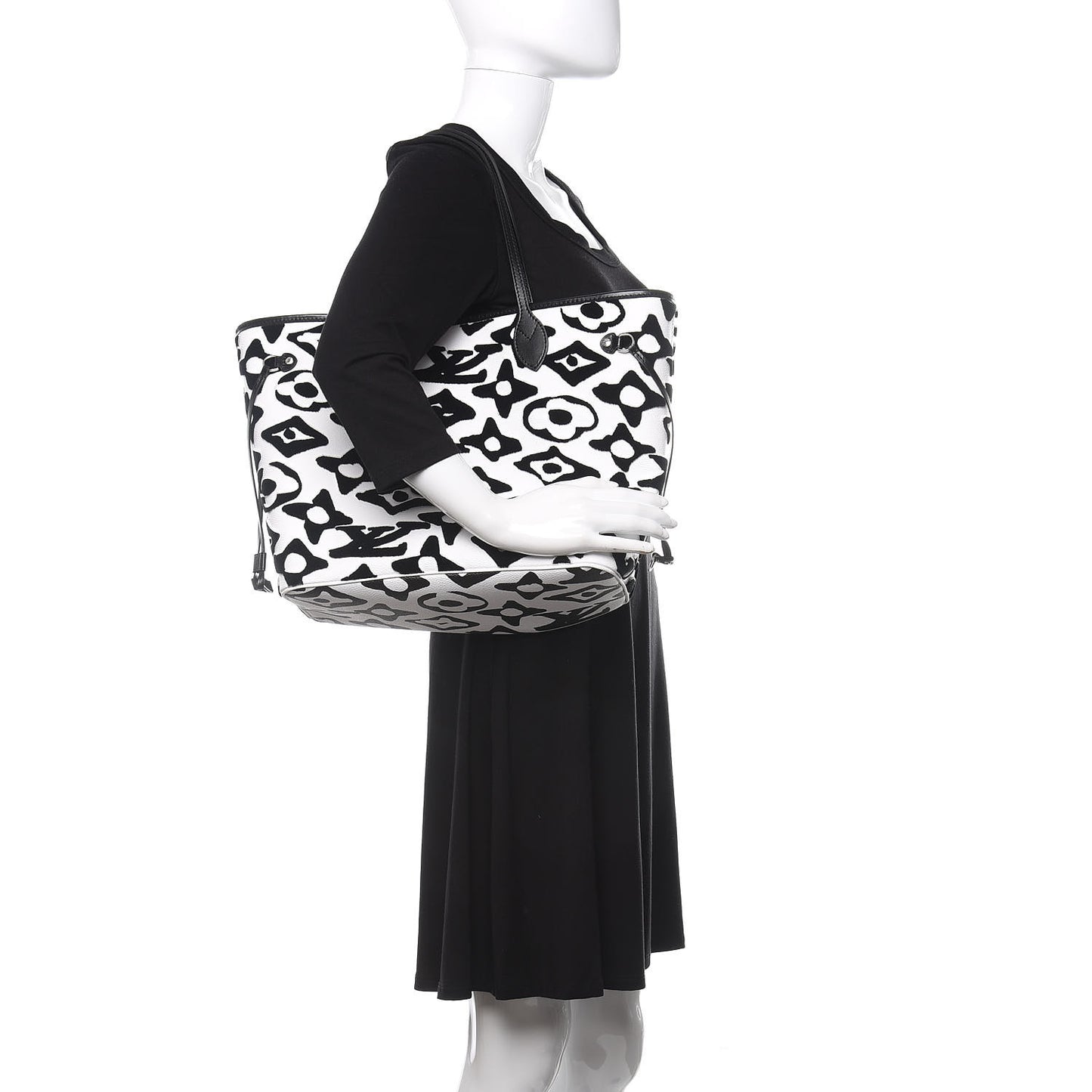 X UF Tufted Monogram Neverfull MM Black White