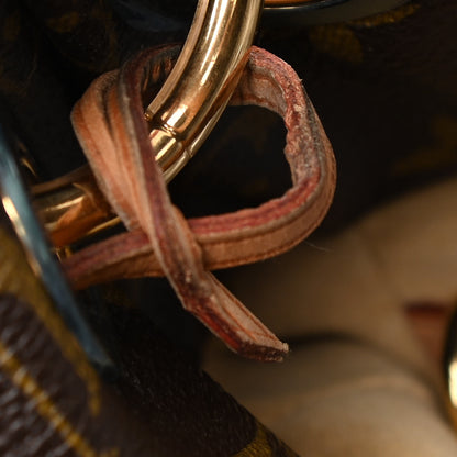 Louis Vuitton Monogram Artsy MM 14 of 14