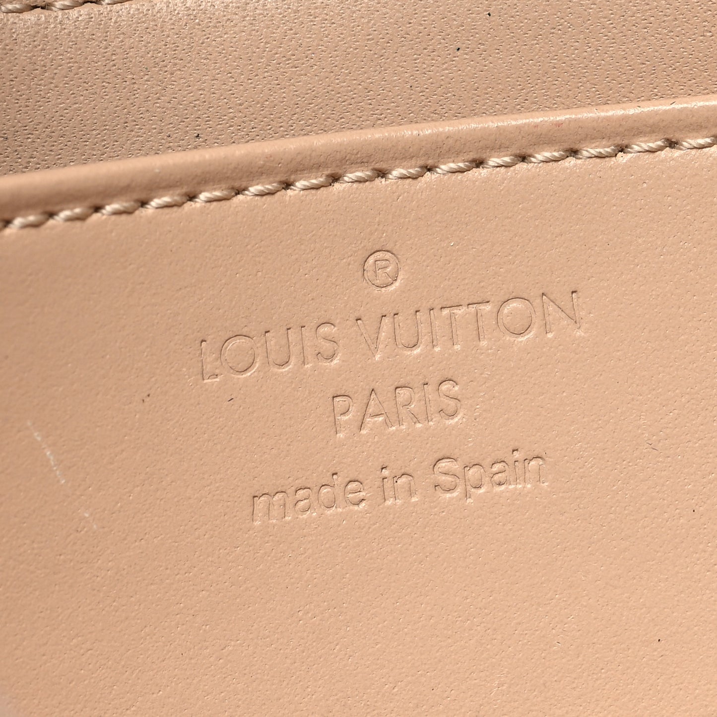 Patent Louise Wallet Dune