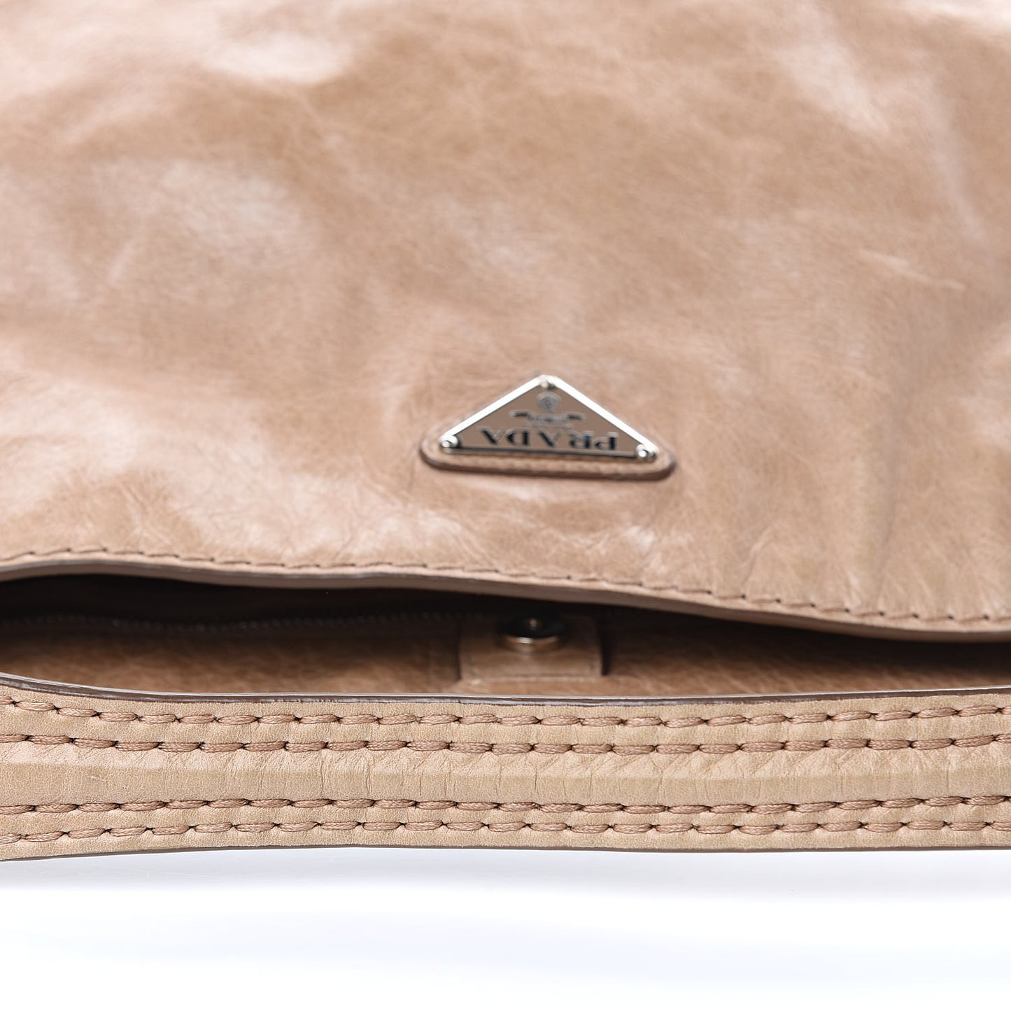 Vitello Shine Hobo Cammeo