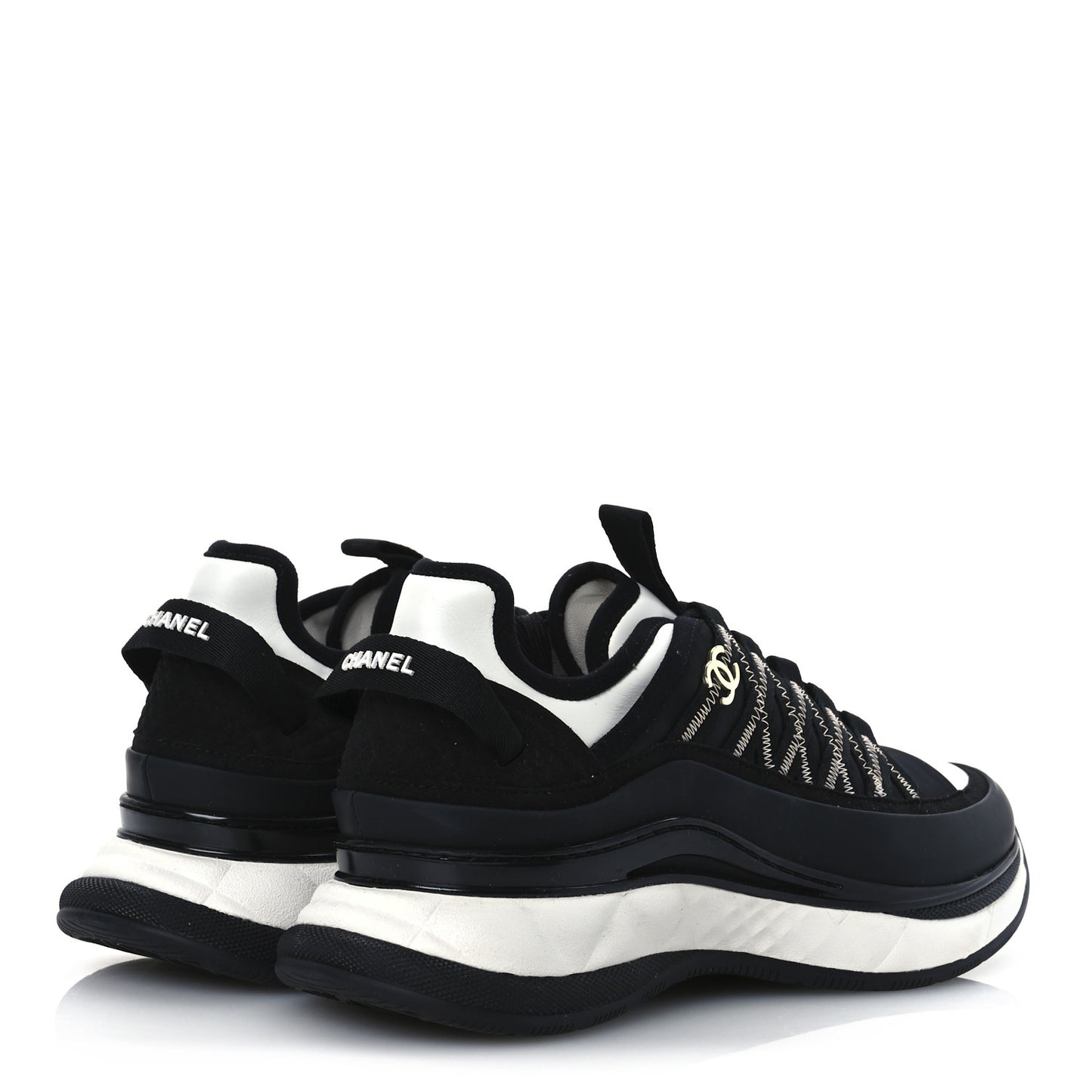 Mixed Fibers Suede Calfskin CC Sneakers 39 White Black