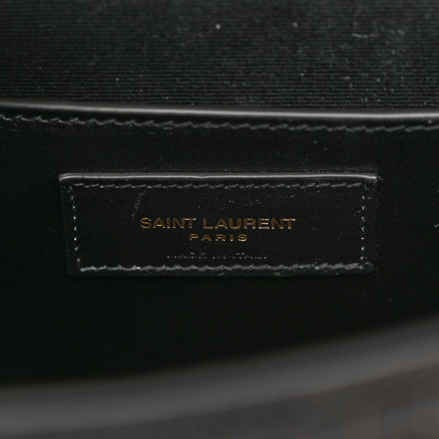 Shiny Calfskin Crocodile Embossed Manhattan Baguette Black