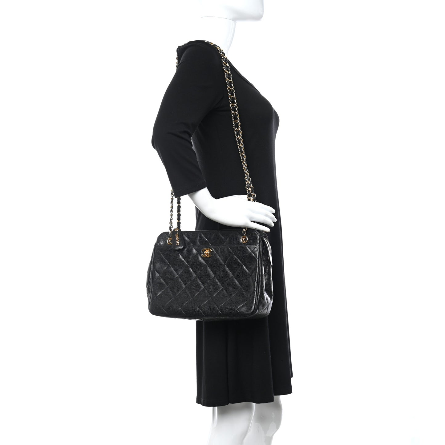 Caviar Quilted Shoulder Bag Black