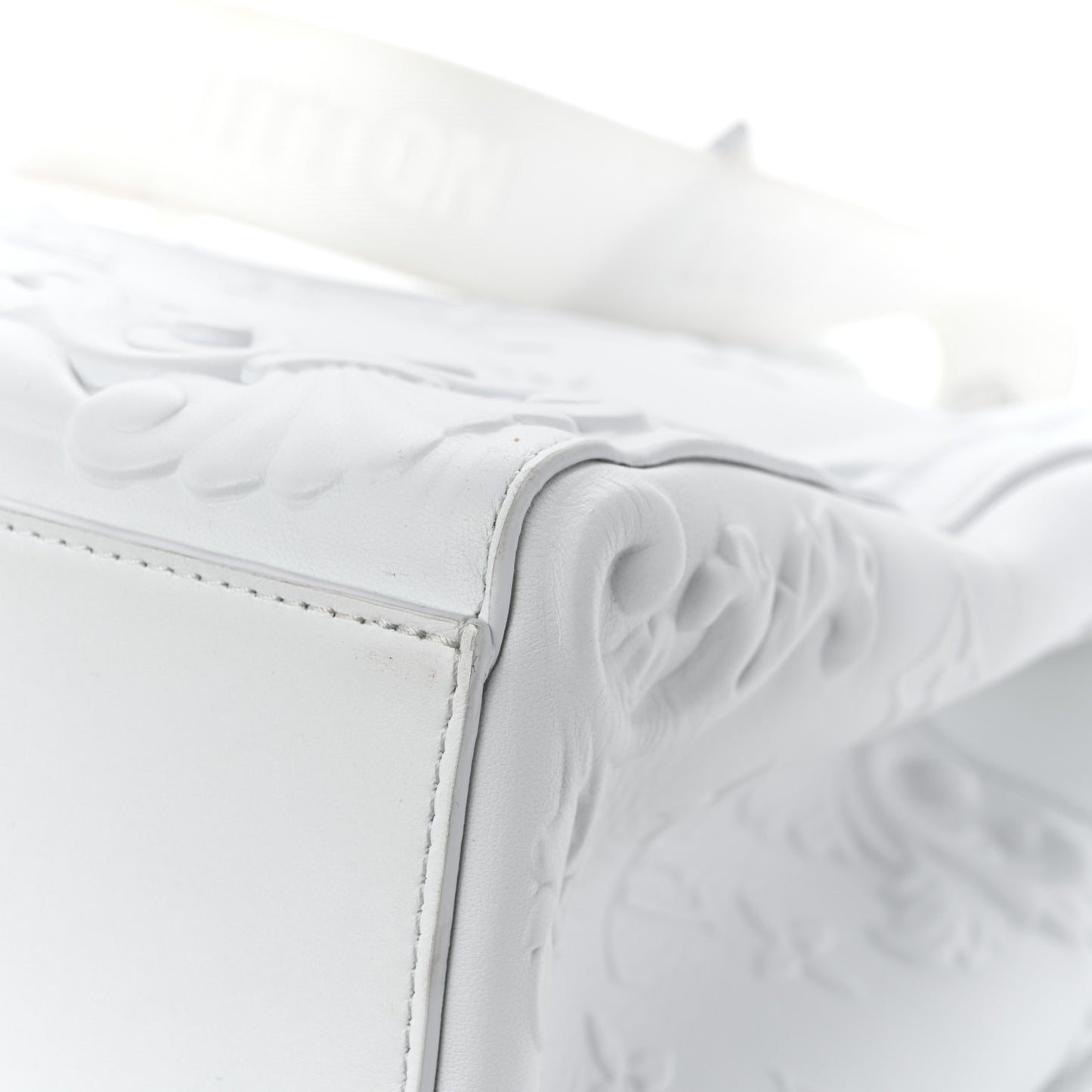 Calfskin LV Ornament Sac Plat 24H Optic White