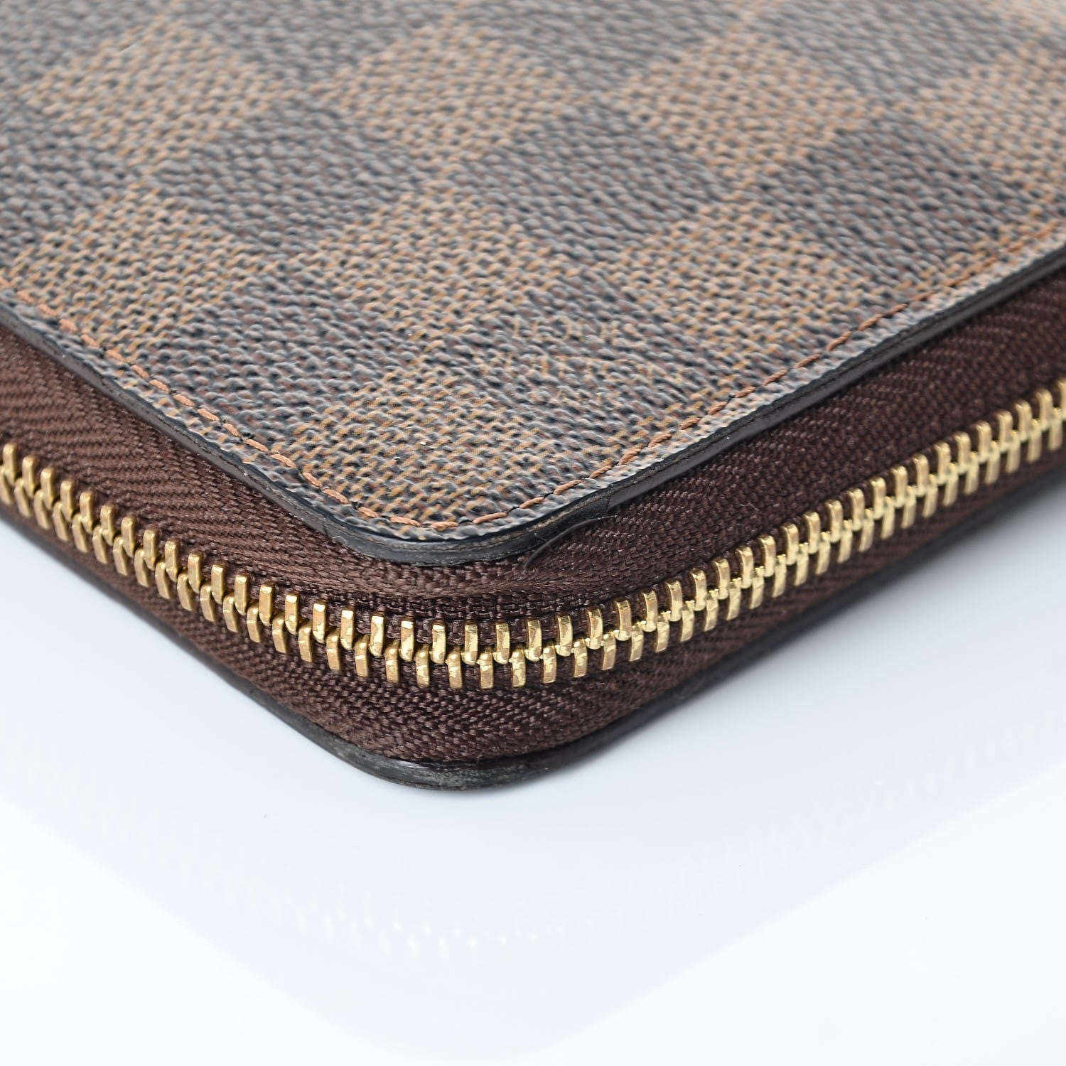 Louis Vuitton Damier Ebene Zippy Wallet 9 of 9