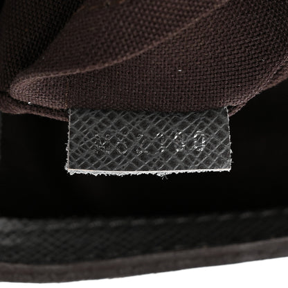 Louis Vuitton Taiga Sasha Messenger Glacier 7 of 14