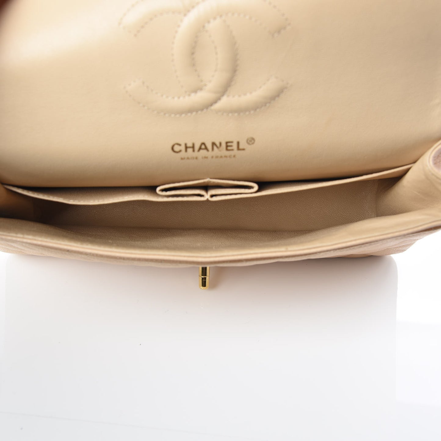 Caviar Quilted Medium Double Flap Beige Clair
