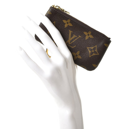 Louis Vuitton Monogram Key Pouch 2 of 7