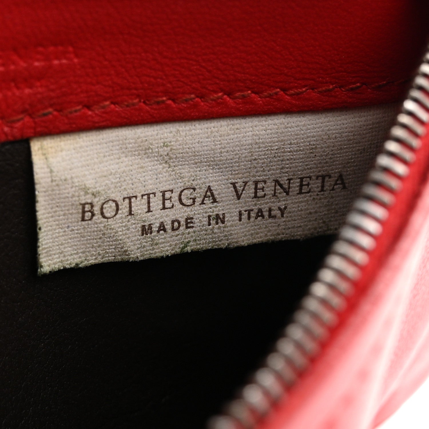 Bottega Veneta Calfskin Intrecciato Zip Card Holder Bordeaux
