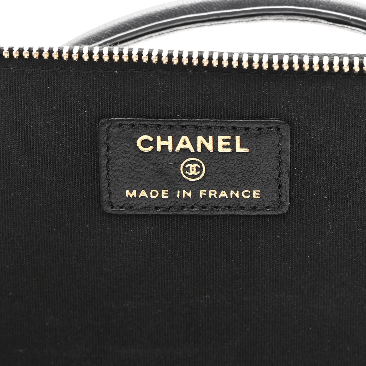 Lambskin Quilted Small Top Handle Vanity Case With Chain Black