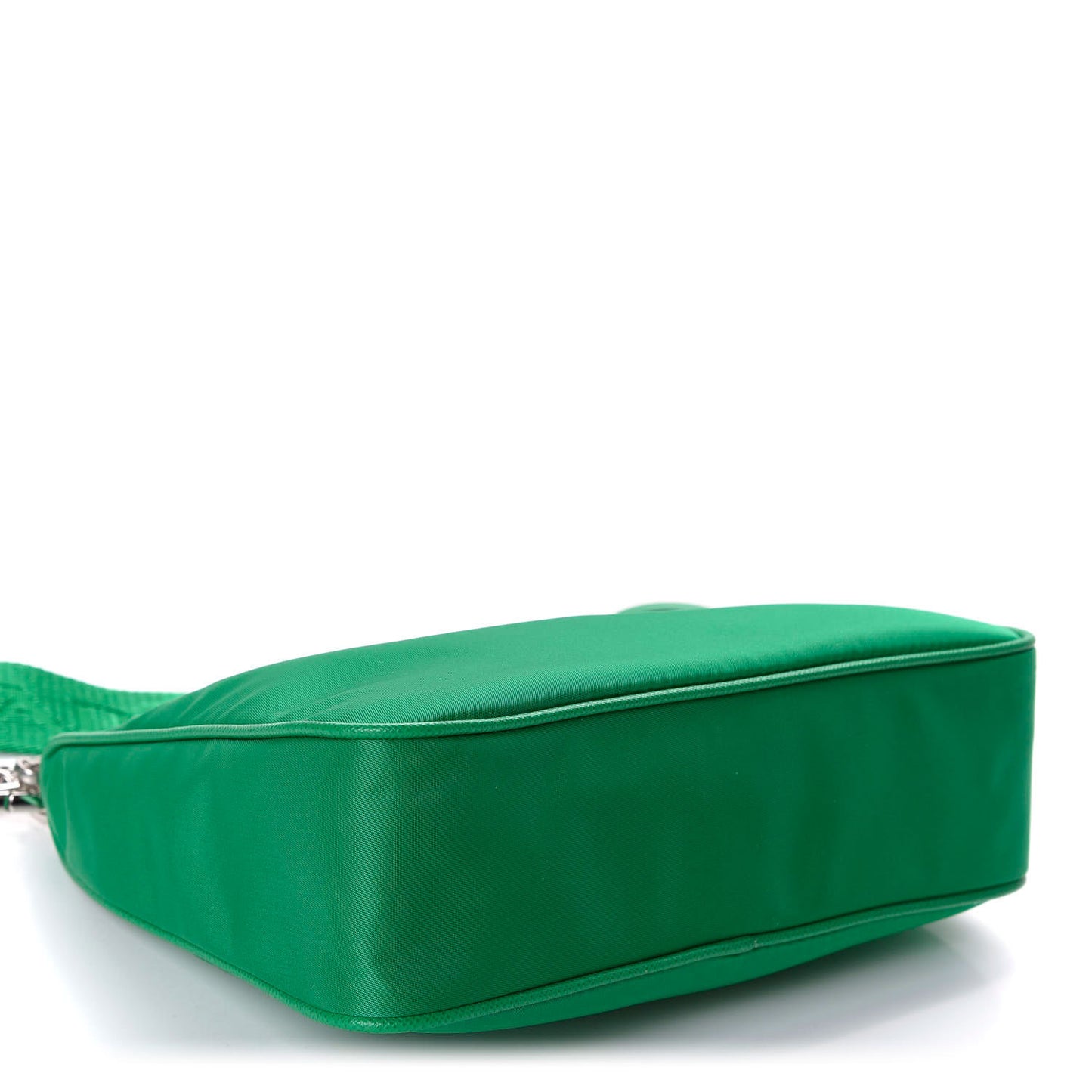 Nylon Re-Edition 2005 Shoulder Bag Menta