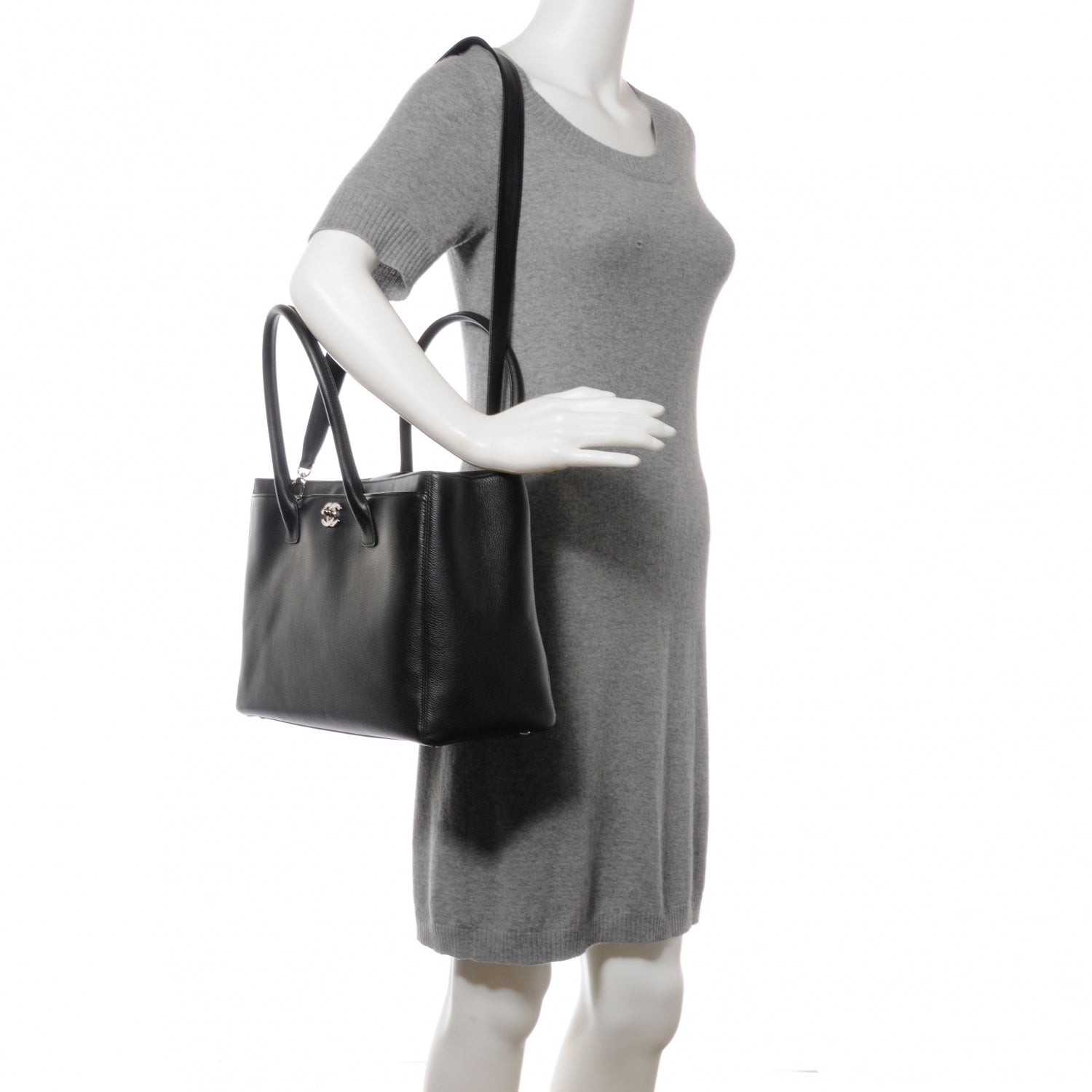 Chanel Calfskin Cerf Executive Shopper Tote Black 2 of 8