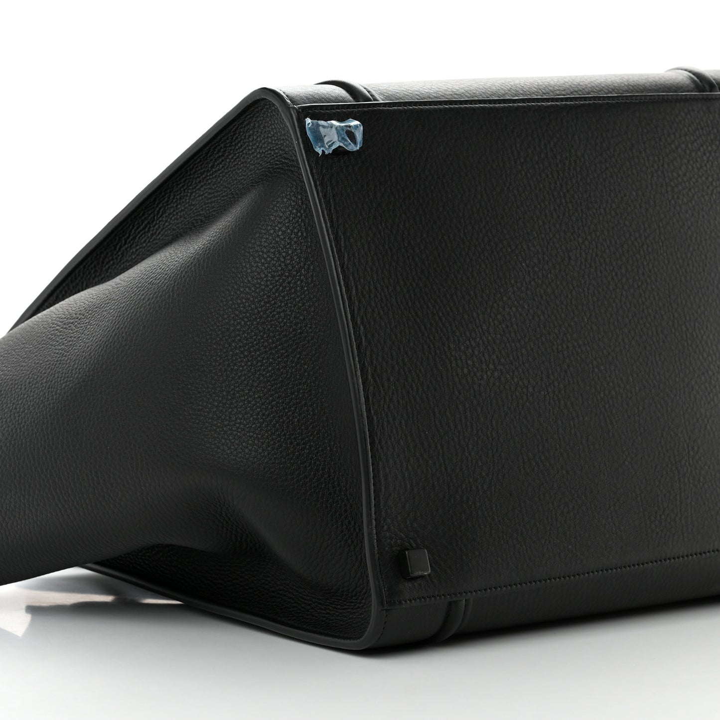 Supple Calfskin Medium Phantom Luggage Black