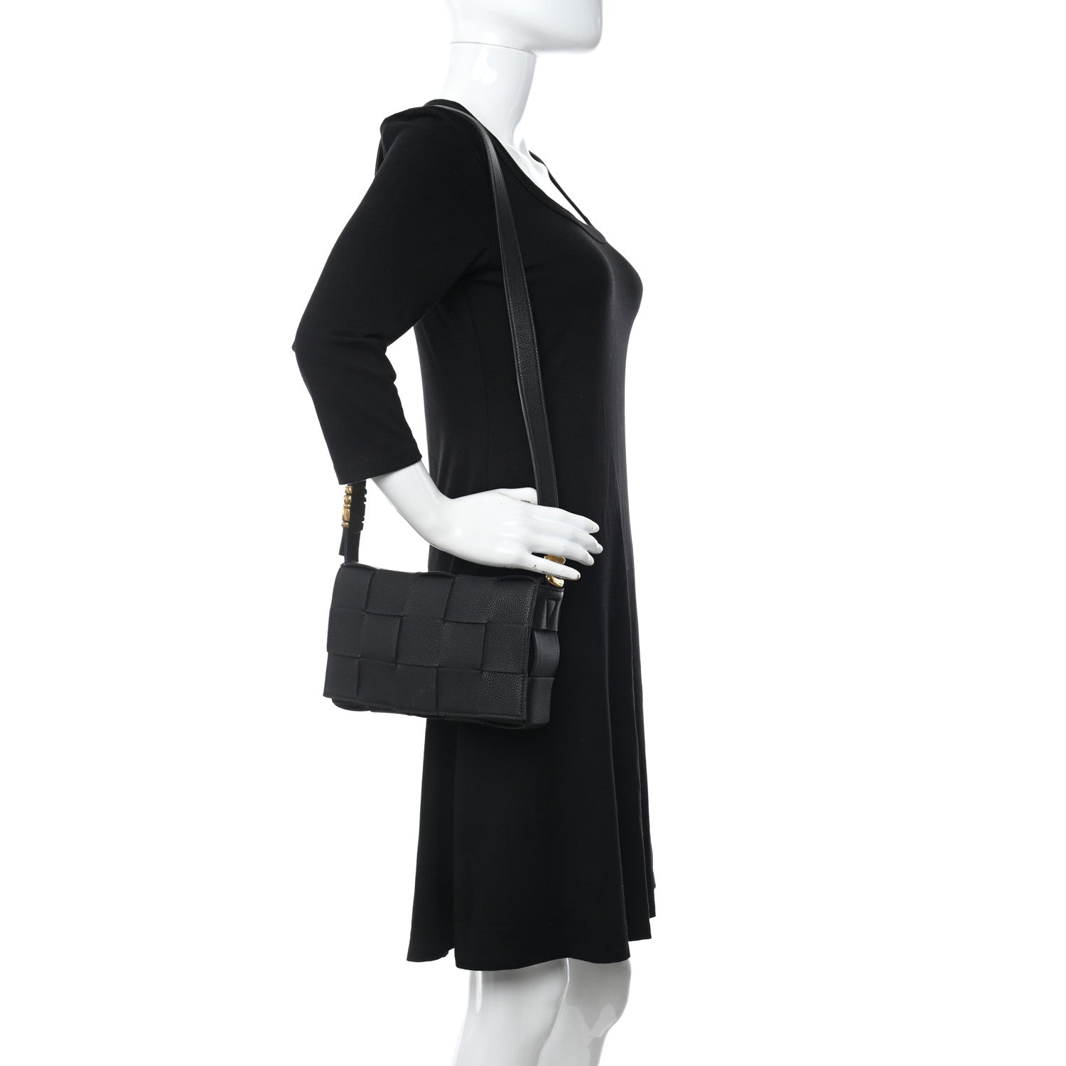Bottega Veneta Grained Calfskin Maxi Intrecciato Cassette Crossbody Bag Black 2 of 10