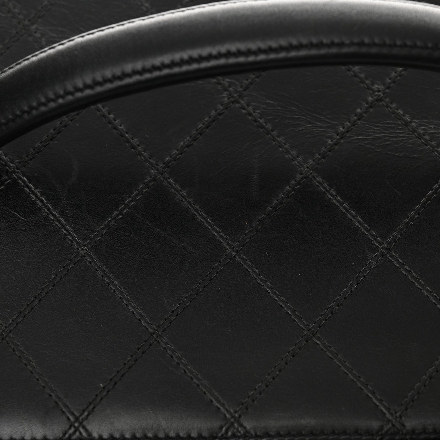 Calfskin Stitch Vanity Case Black
