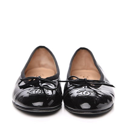 Chanel Patent CC Cap Toe Ballerina Flats 35.5 Black 2 of 8