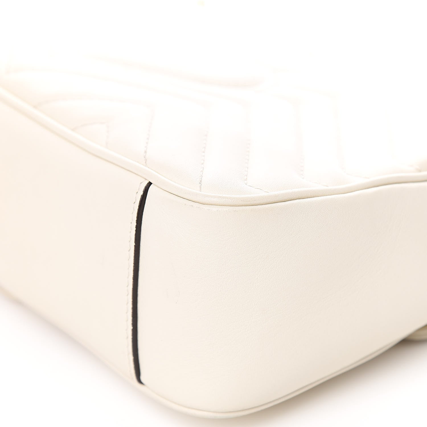 Gucci Calfskin Matelasse Small GG Marmont Shoulder Bag White 11 of 13