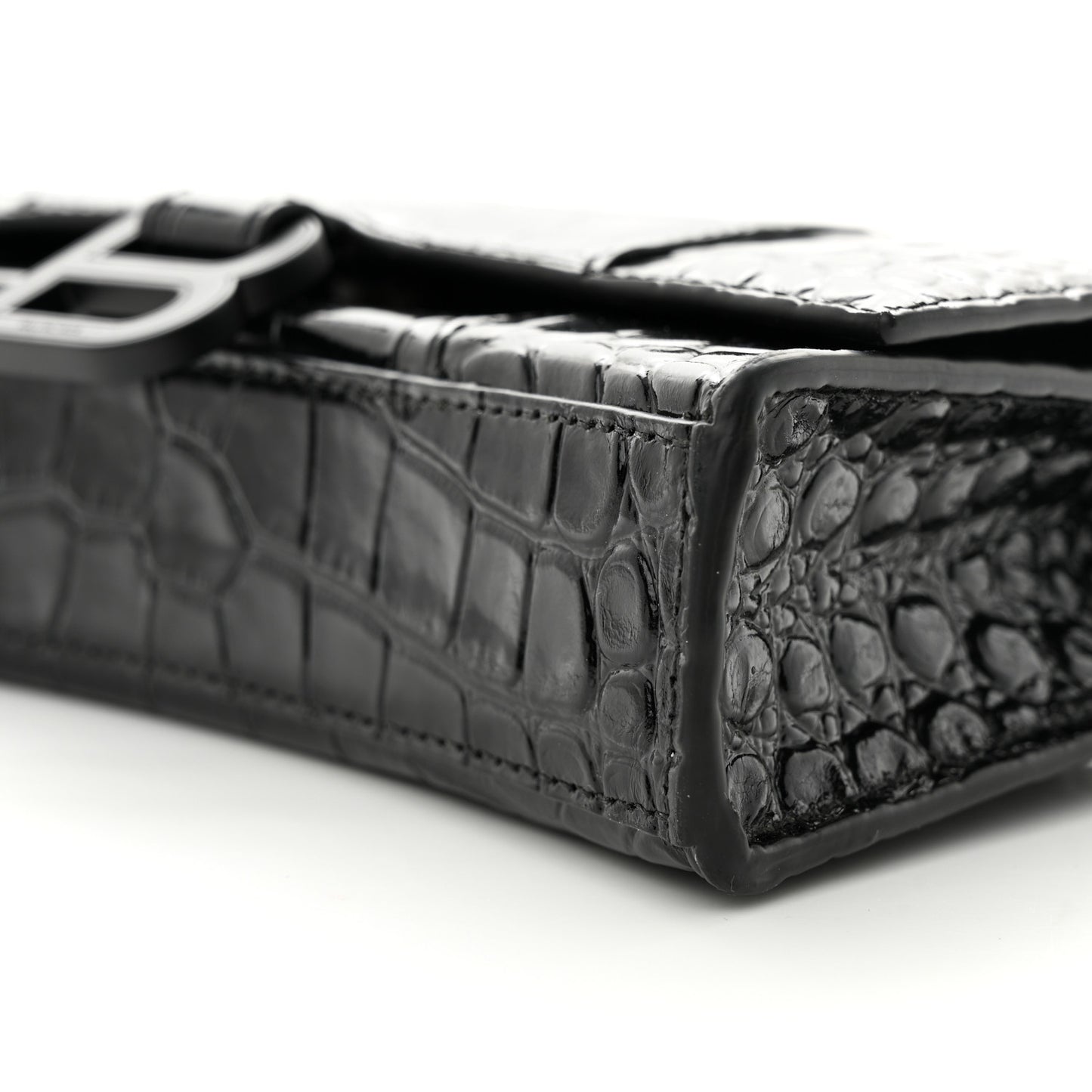 Shiny Calfskin Monochrome Crocodile Embossed Hourglass Chain Bag Black