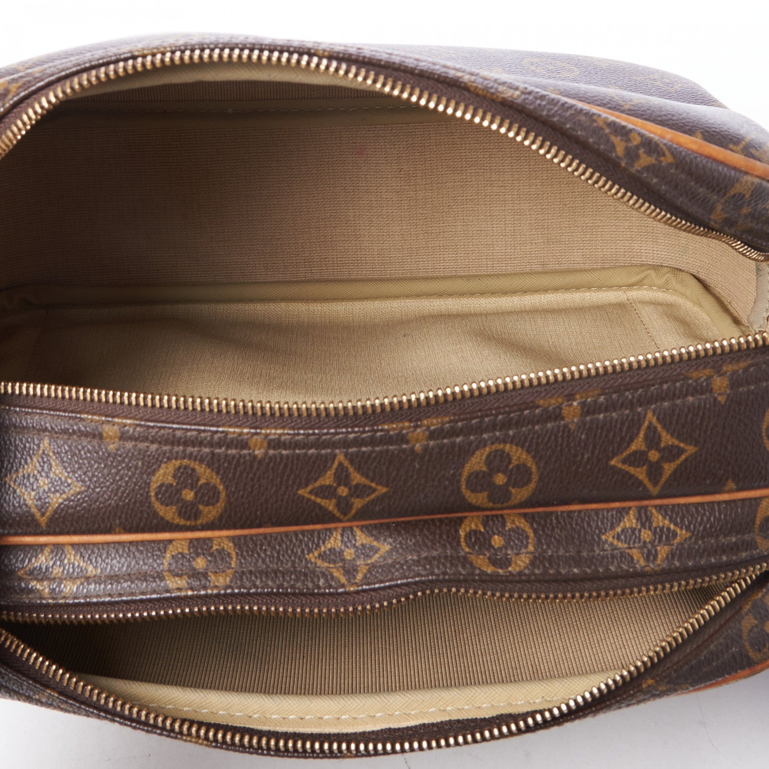 Louis Vuitton Monogram Reporter PM 5 of 10