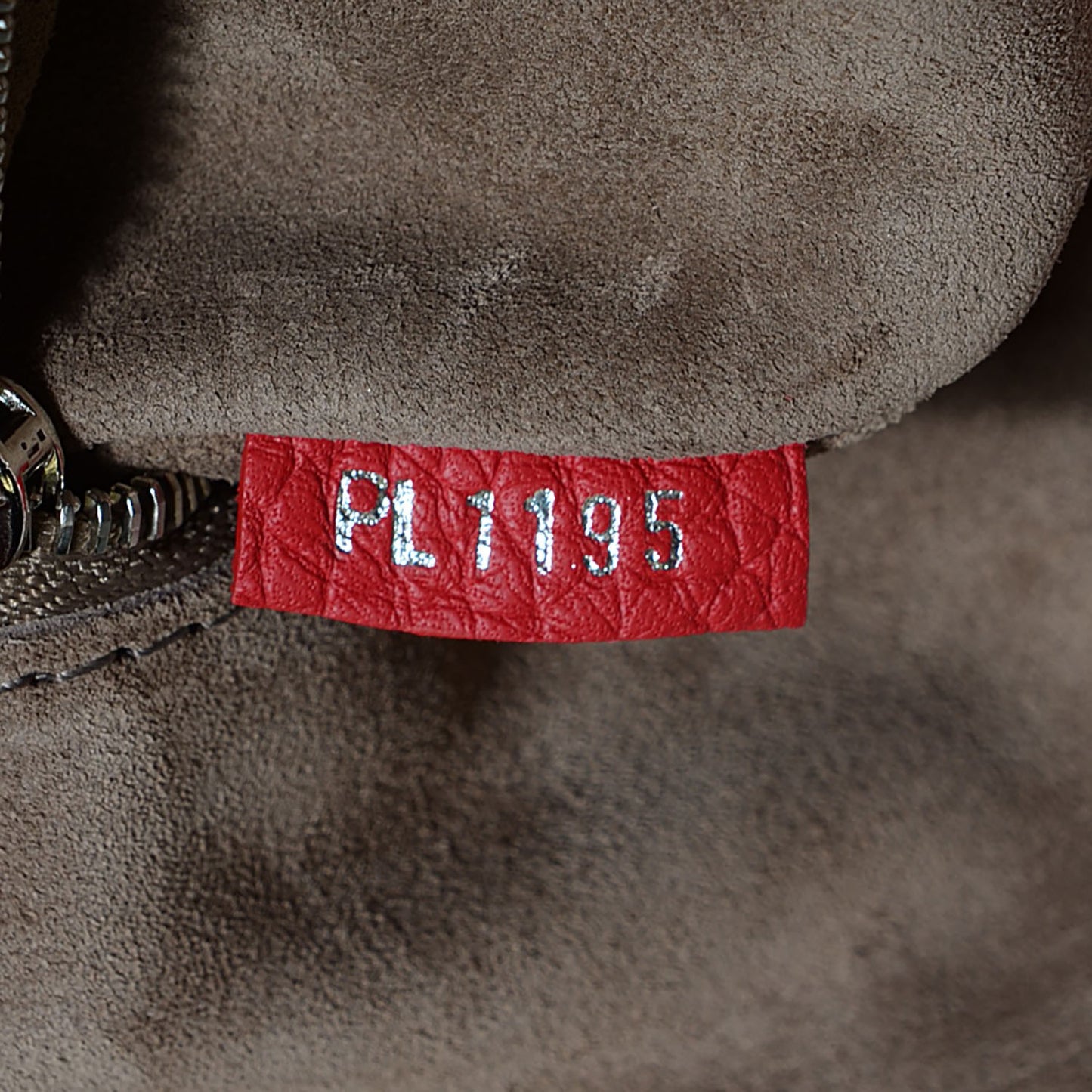 Cuir Taurillon Soft Lockit PM Rubis