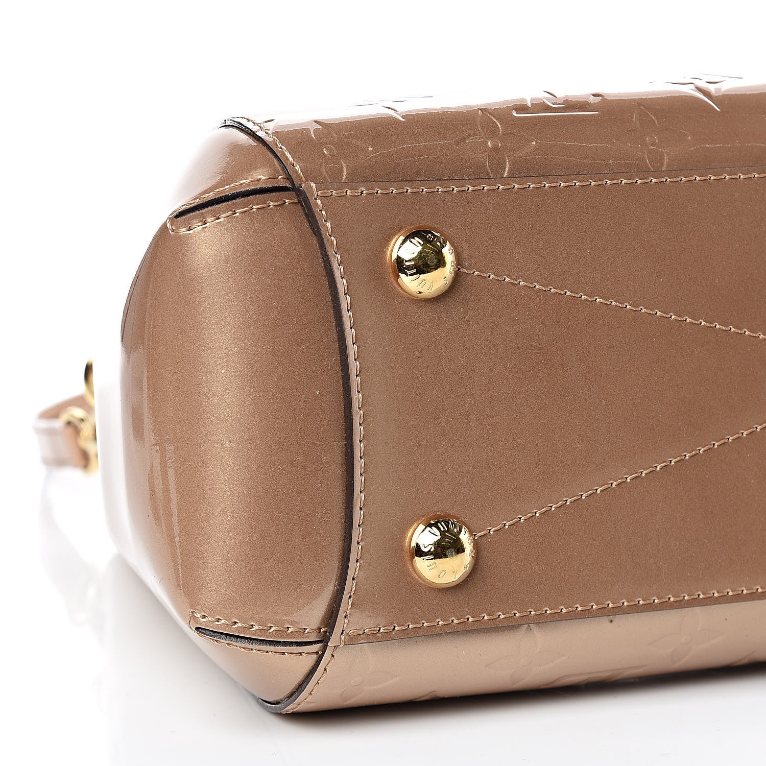 Louis Vuitton Vernis Montaigne MM Beige Poudre 8 of 9