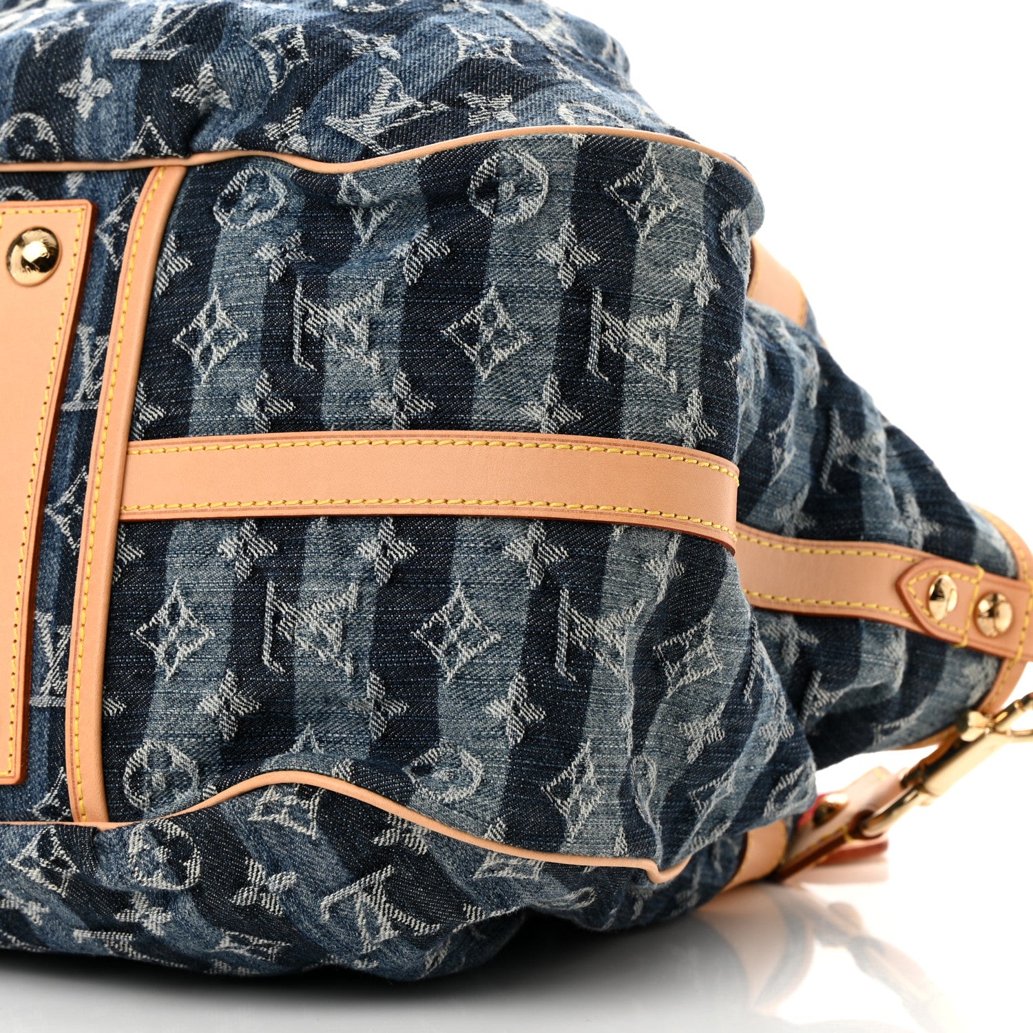 Louis Vuitton Denim Raye Cabas GM 12 of 15