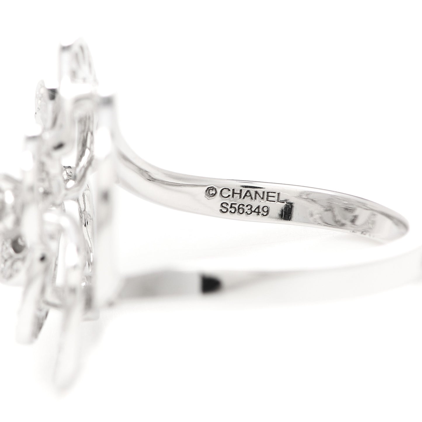 18K White Gold Diamond Fil de Camelia Ring 52 6
