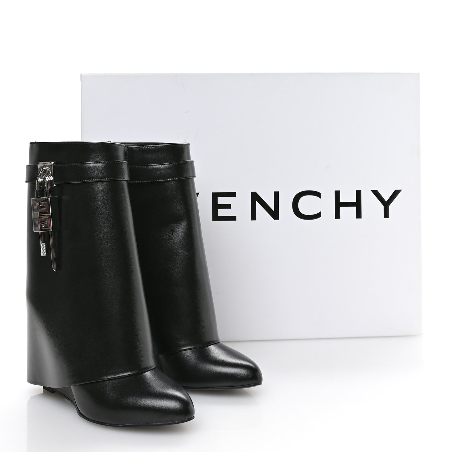 Calfskin Shark Lock Ankle Boots 39 Black