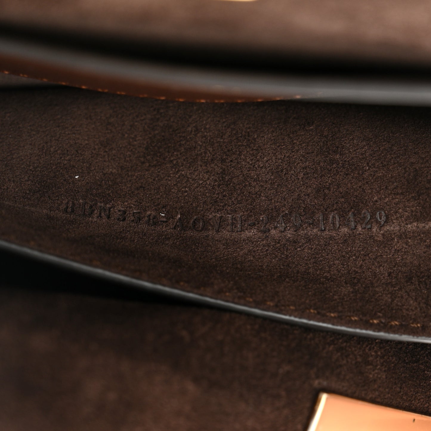 Vitello Large Soft Peekaboo Brown