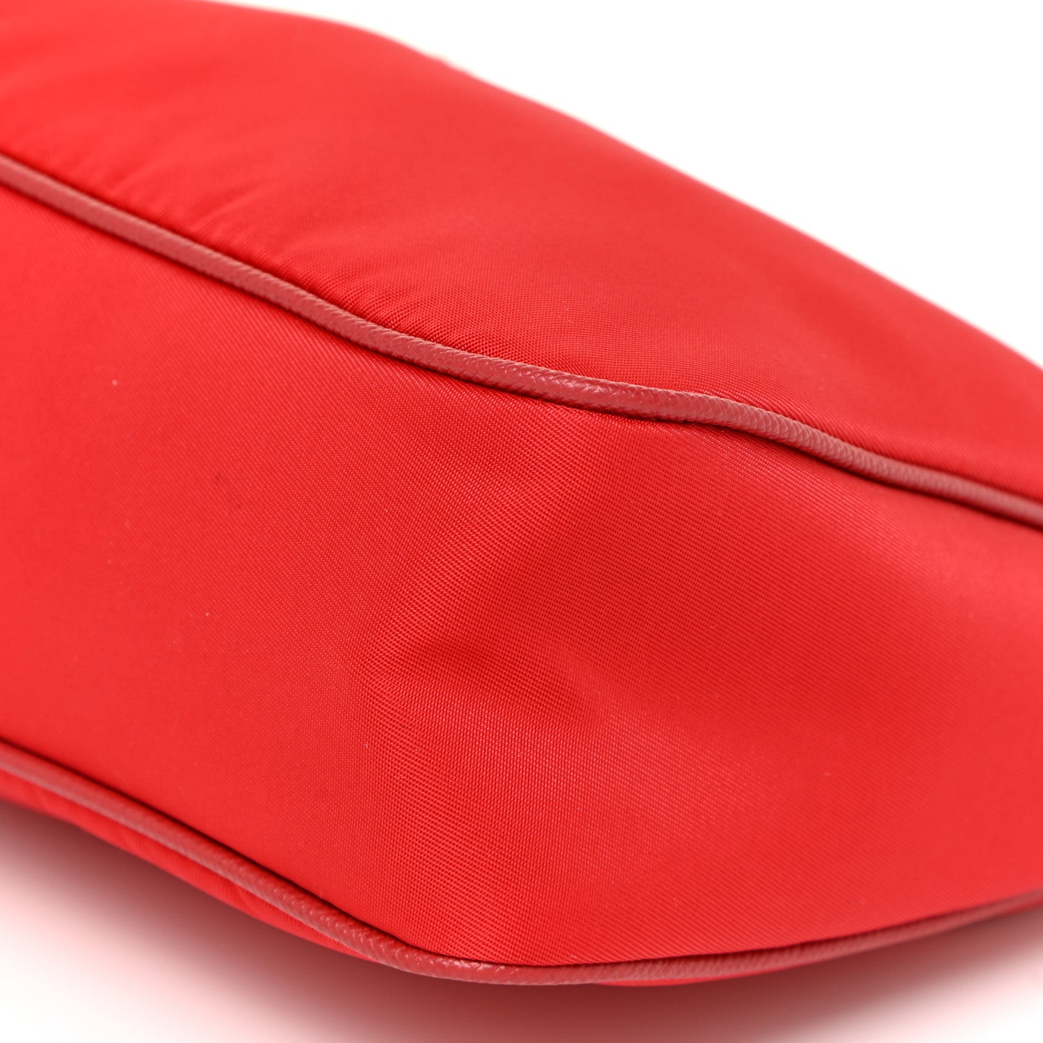 Prada Nylon Re-Edition 2005 Shoulder Bag Rosso 9 of 11