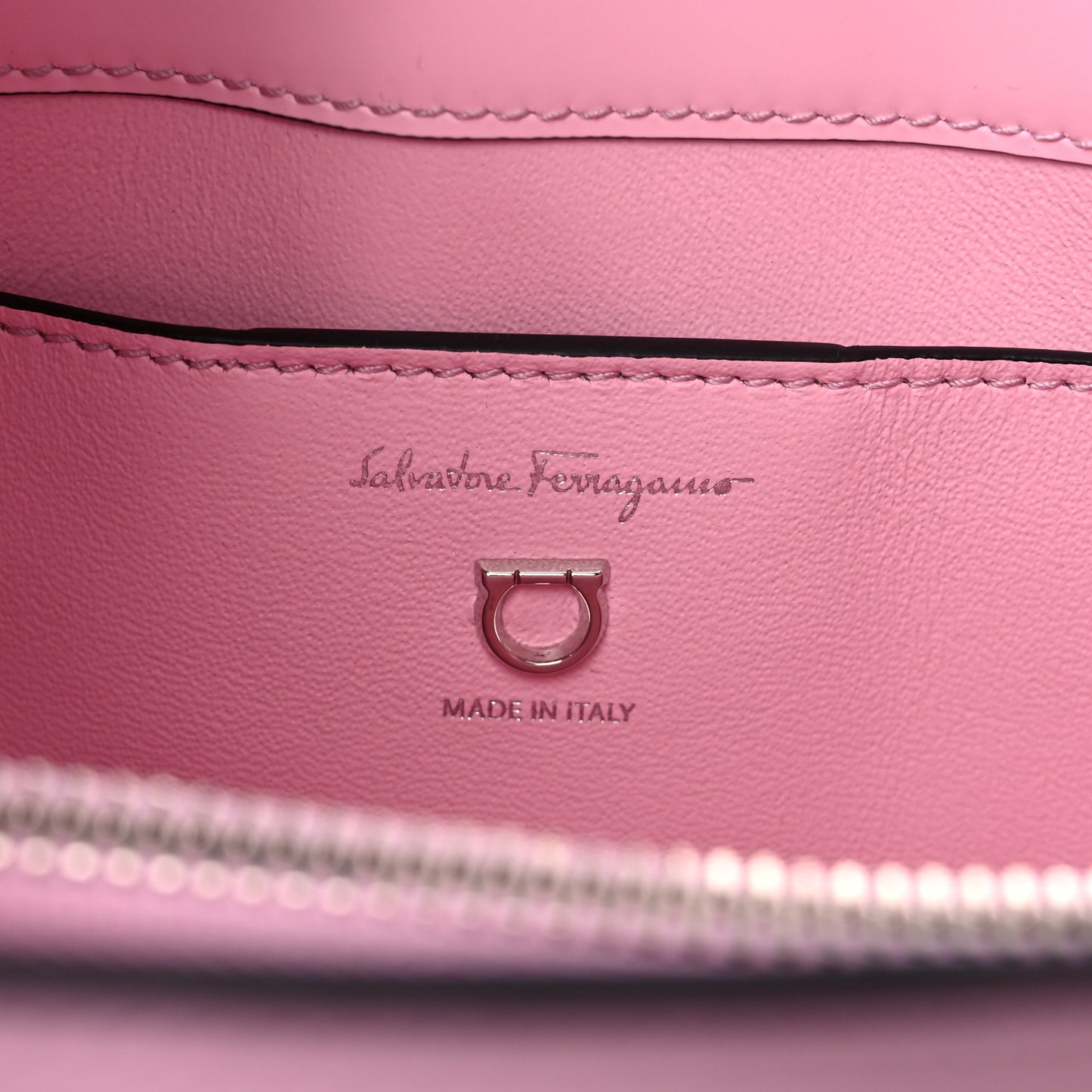 Calfskin Trifolio Shoulder Bag Cheerleader Pink