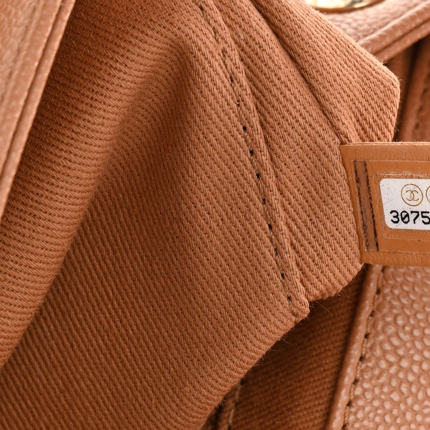 Caviar Quilted Medium Business Affinity Flap Brown