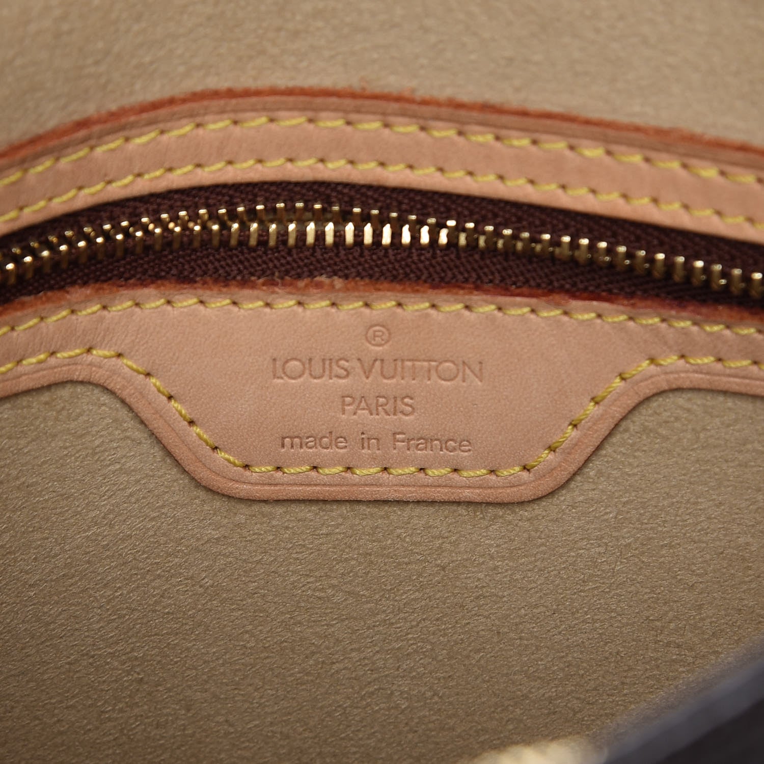 Louis Vuitton Monogram Looping MM 6 of 12