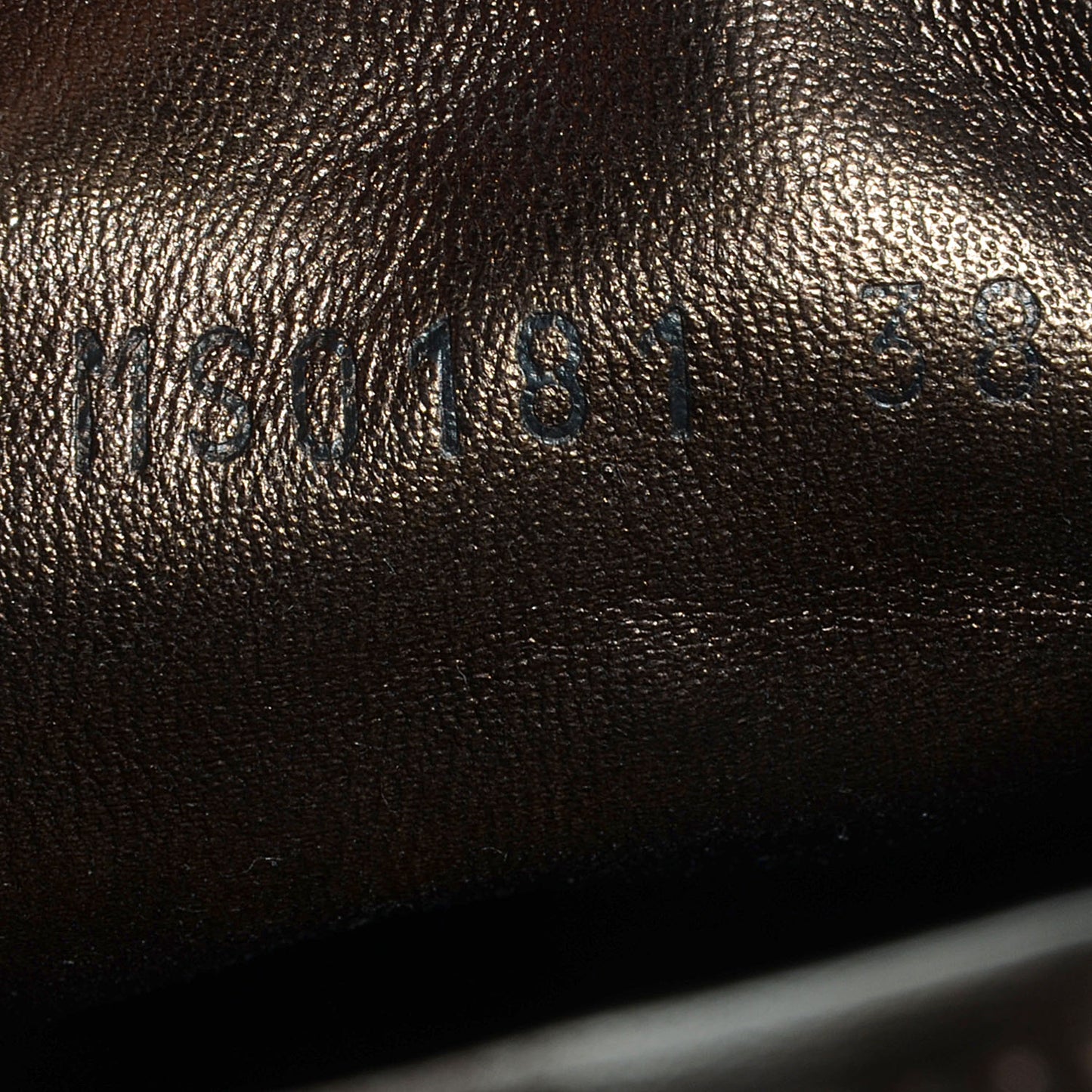 Monogram Lyrics Sneaker 38