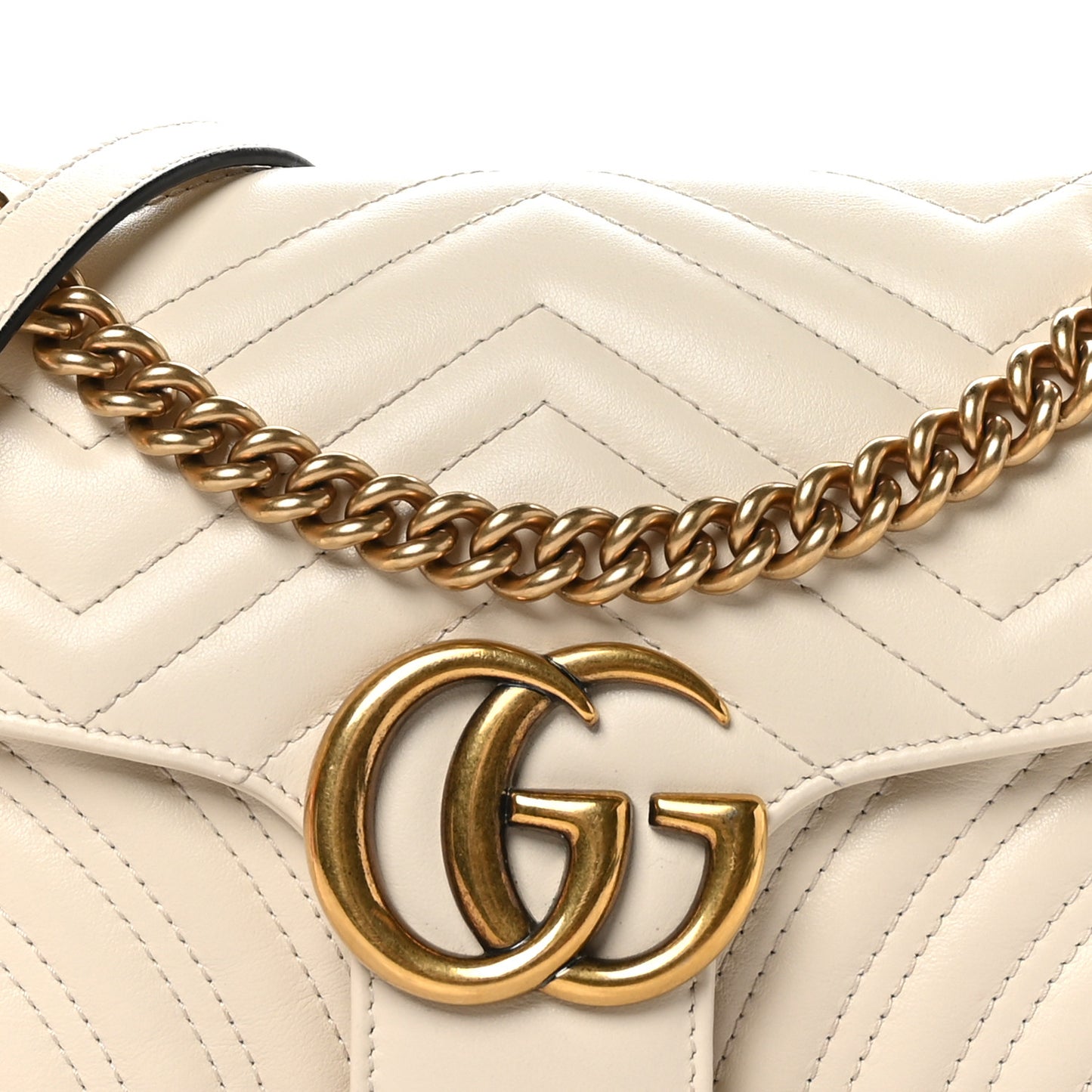 Calfskin Matelasse Small GG Marmont Shoulder Bag White