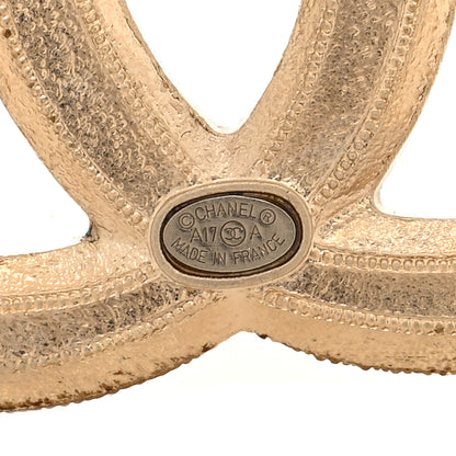Chanel Pearl CC Brooch Light Gold 3 of 3