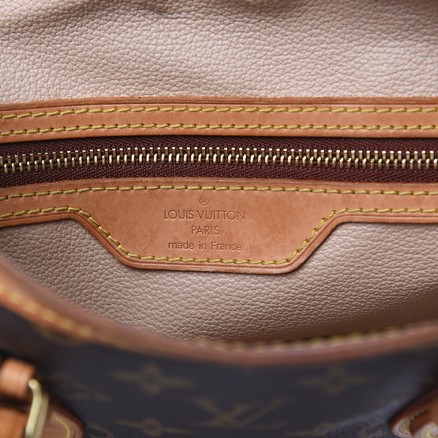 Louis Vuitton Monogram Petit Bucket 23 7 of 18