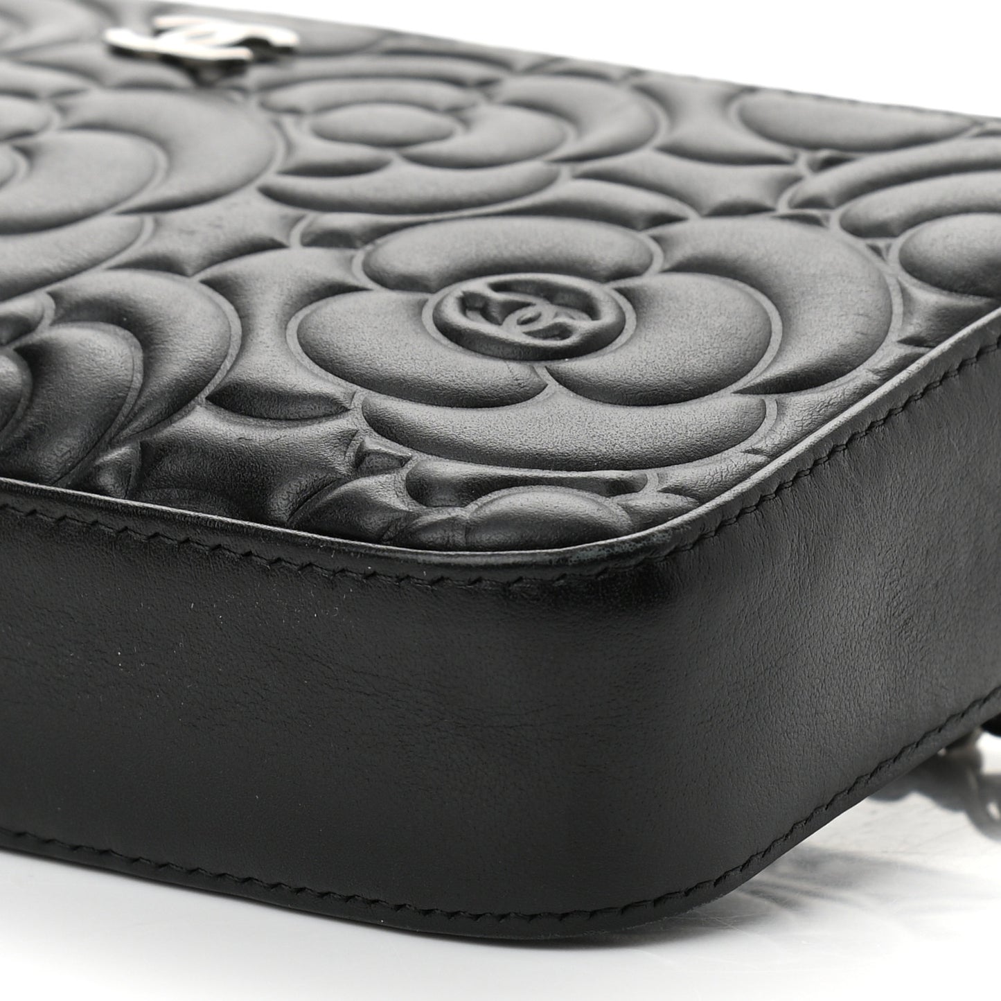 Lambskin Camellia Embossed Small Clutch With Chain Black