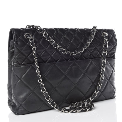 Chanel Calfskin Quilted In The Business Flap Bag Black 3 of 19