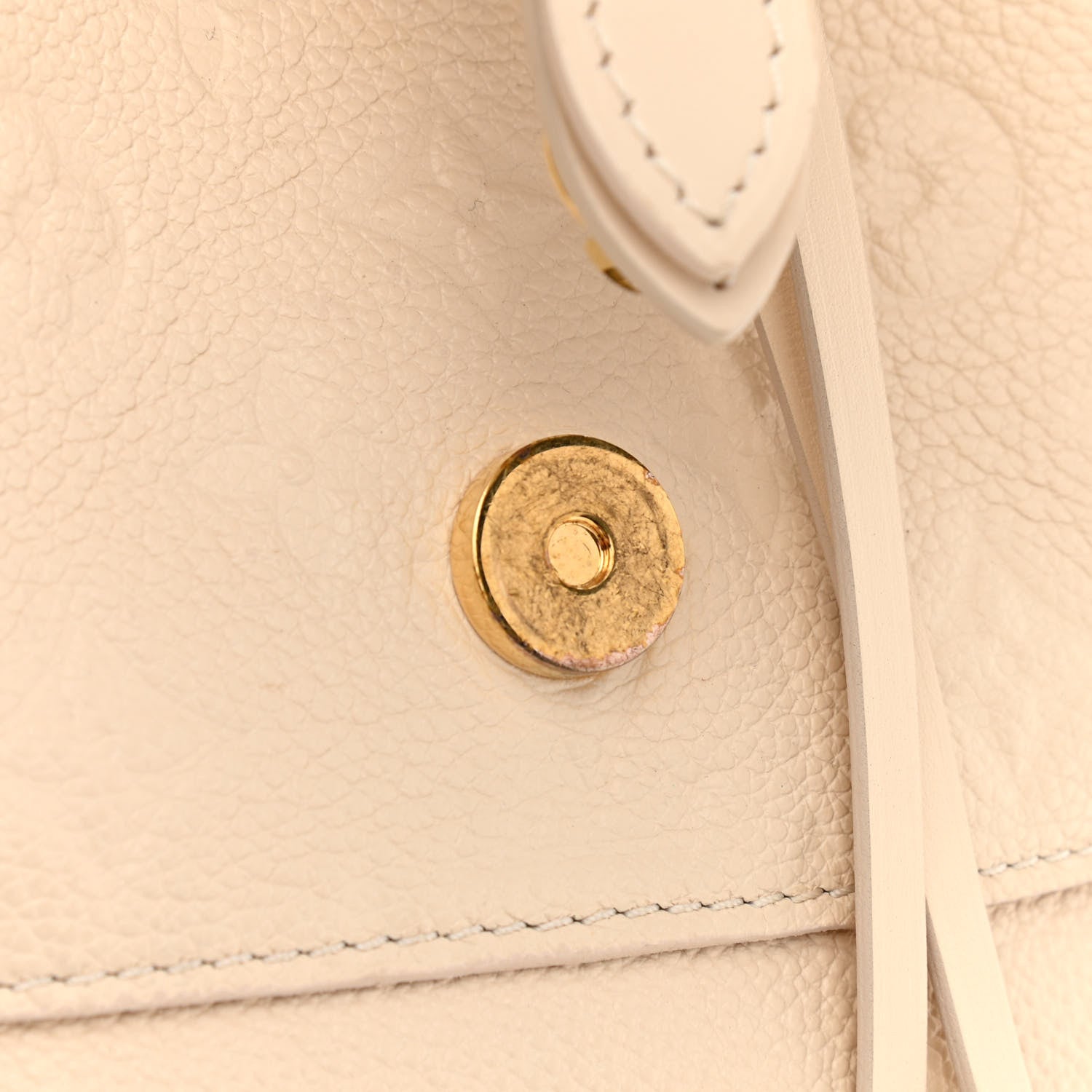 Louis Vuitton Empreinte Montsouris PM Creme 11 of 13